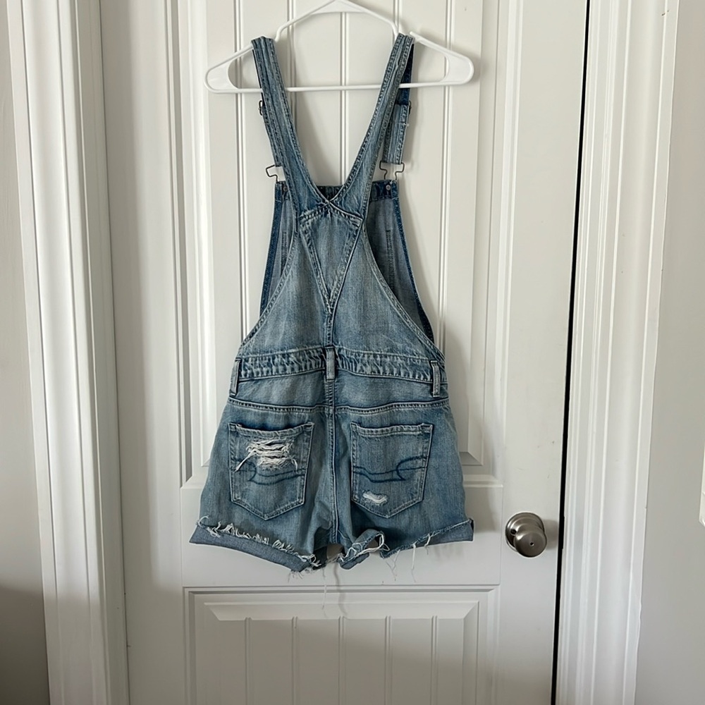 Women’s American Eagle denim shorts overalls size small - Picture 3 of 3